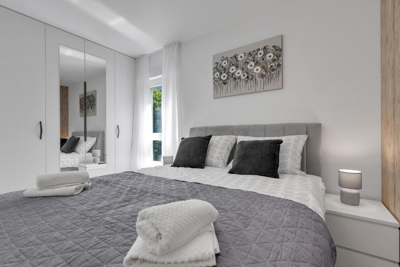 Apartment M&L Макарська Екстер'єр фото
